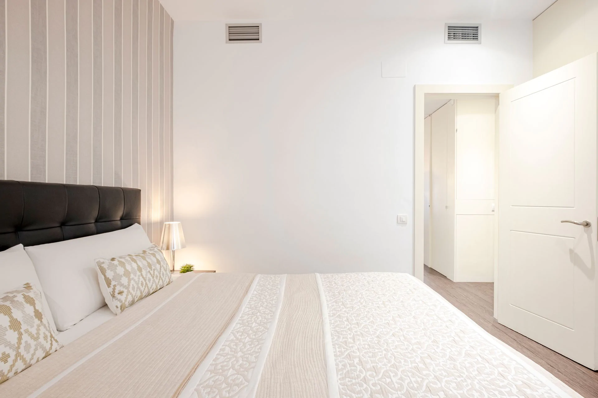 Bedroom - Catedral Bas Apartments Design