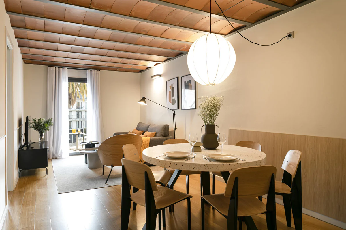 Stylish Balcony - Aspasios Las Ramblas Apartments, Barcelona