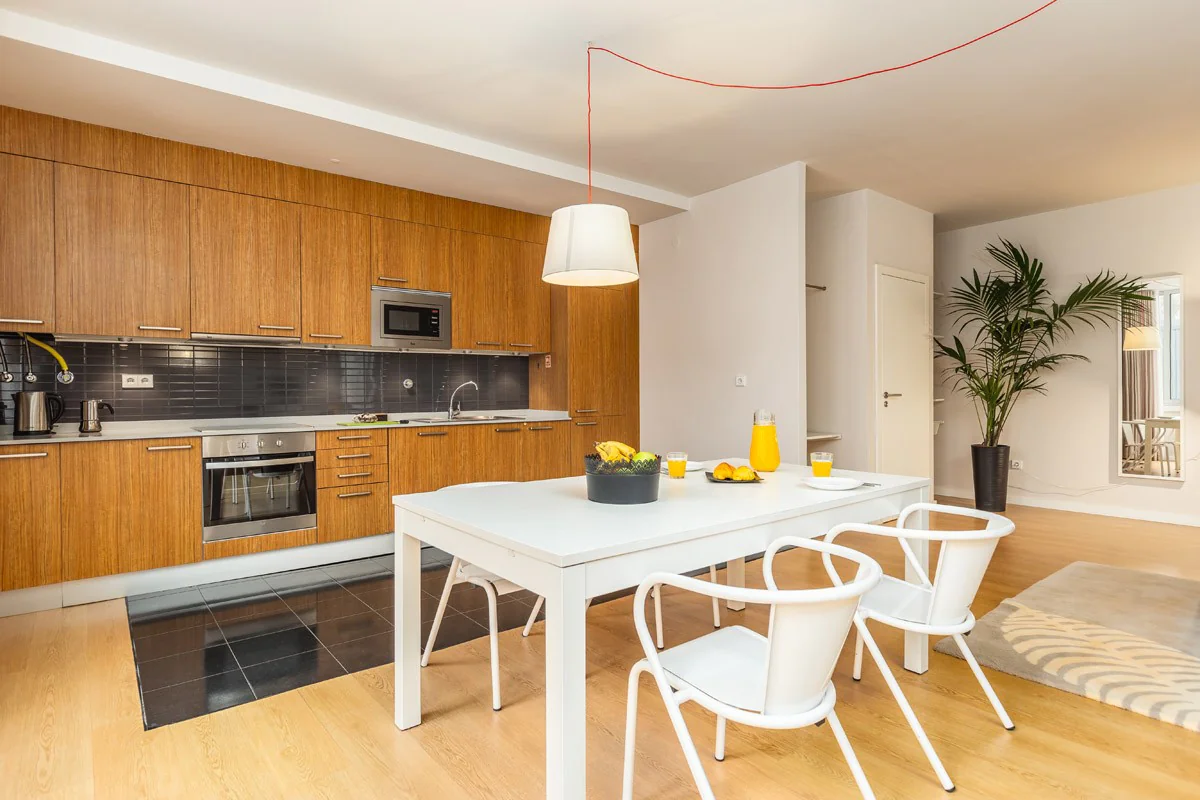 Dining room/kitchen